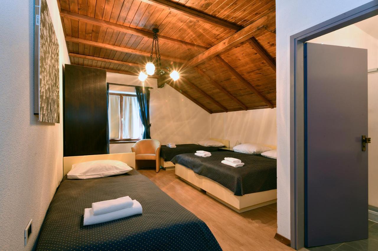 Bed and Breakfast Gostilna Lokve Exterior foto